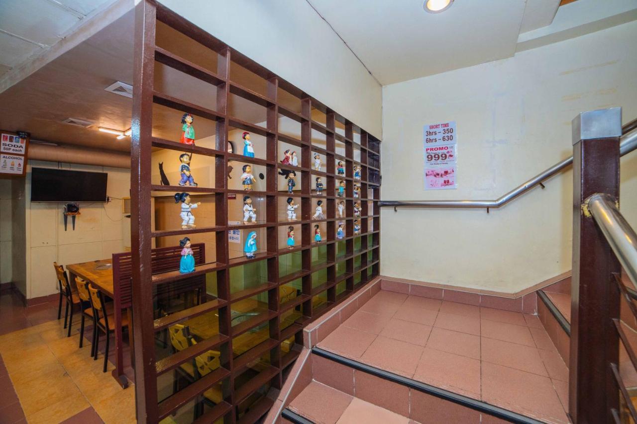 Reddoorz @ Fields Avenue Angeles City Luaran gambar